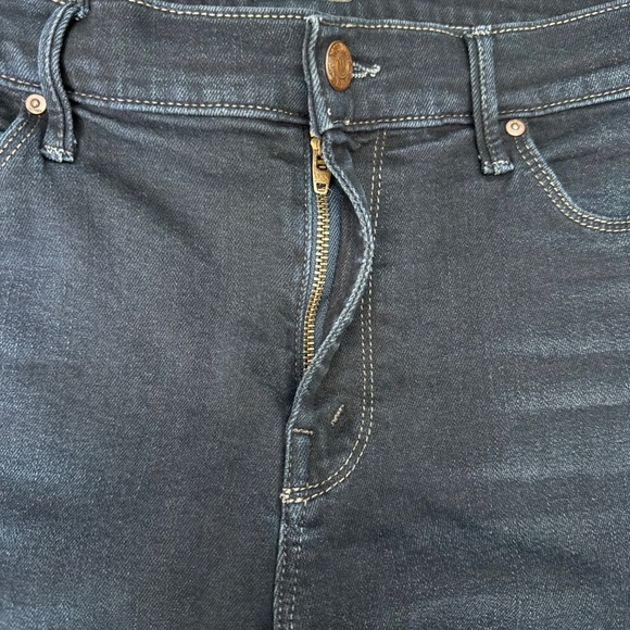 MOTHER The Rascal Mid Rise Dark Wash Jeans Size 32 - Picture 6 of 12